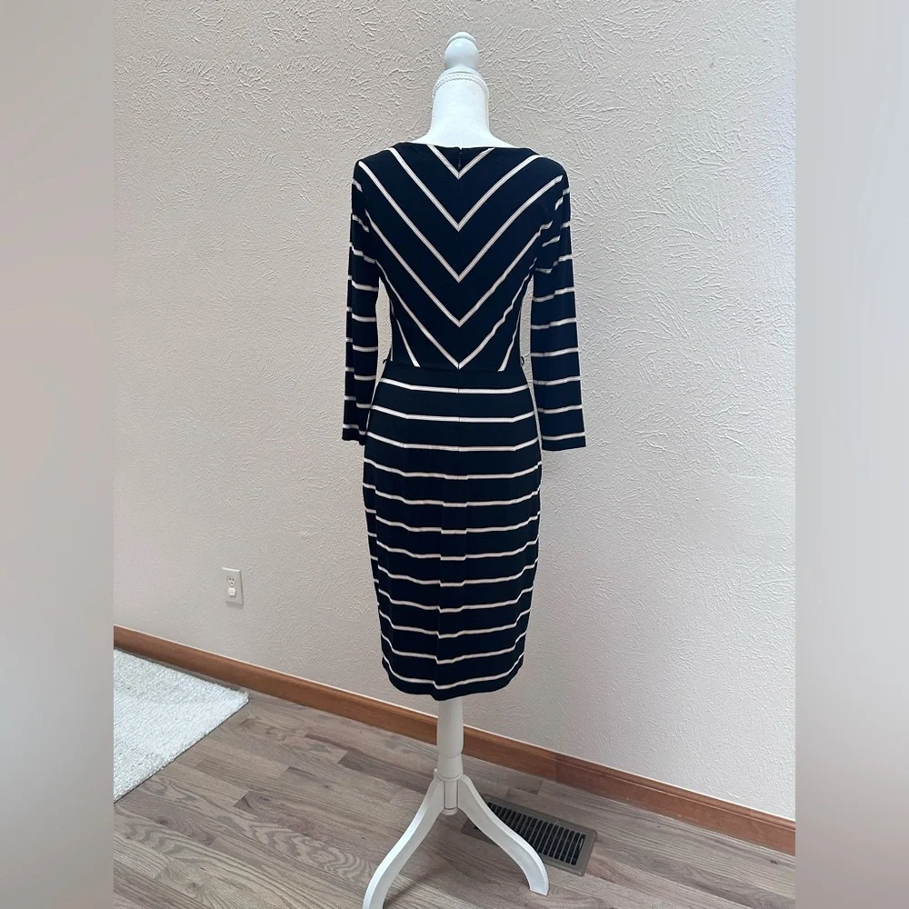 White House Black Market Black White Tan Striped Long Sleeve Dress Size 4 - Picture 10 of 11